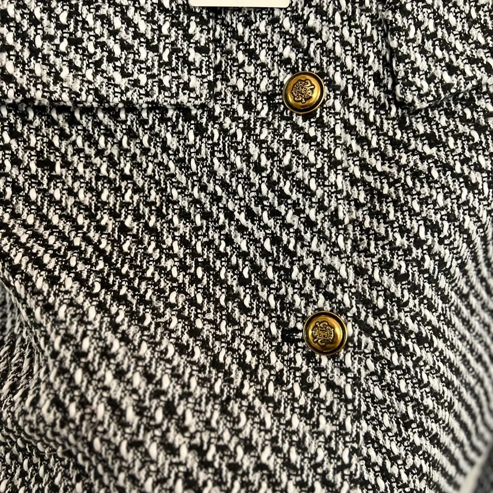 Tweed Boucle Crop Blazer - Picture 7 of 12